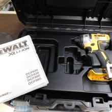 DEWALT DCF 886 Cordless Screwdriver