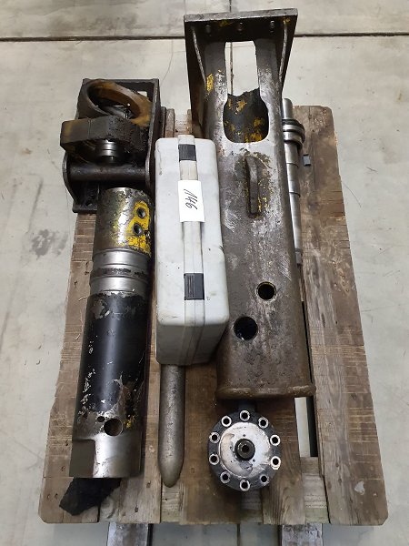 Equipo y herramienta de obra y sistema especial PB 210 Hydraulikhammer mit MS03 Aufnahme