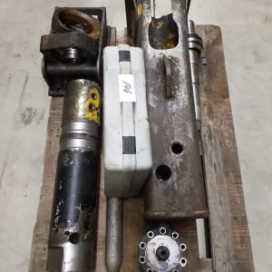 Equipo y herramienta de obra y sistema especial PB 210 Hydraulikhammer mit MS03 Aufnahme