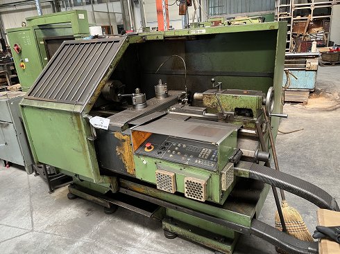 Torno CNC SZMBSZ EEN 400