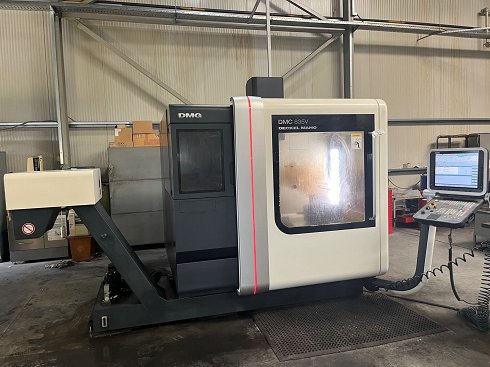 Fresadora CNC de 3 ejes DMG DMC 835V