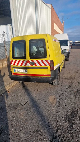 Furgoneta Opel combo 1.3 70CV - 9936 FFG