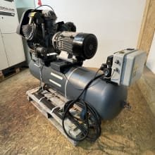 ATLAS COPCO LE 150 Piston compressor