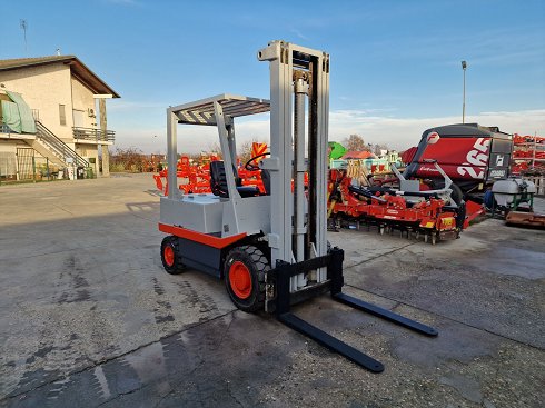 FIAT DI 25C Diesel forklift truck