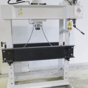 INTEMACH HD 150 - 1400 workshop press