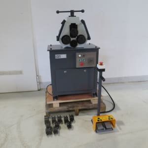 UWM 30 H profile bending machine