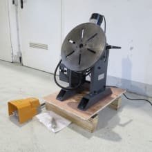 UWM WP 350 Welding table