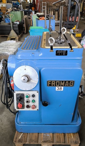 FRÖMAG KZ M 32/300 Grooving machine