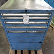 Drawer cabinet with contents