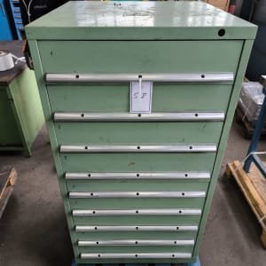 Drawer cabinet with contents