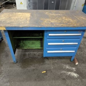 Workbench with contents