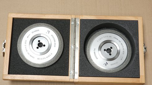 DR. KAISER RGF 5042 / Modul 2,22 - 2,22 EW 17,50° Radius 650 mm Diamond grinding wheels