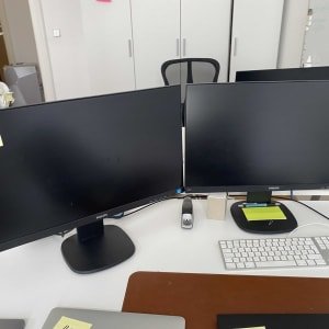 PHILIPS 243S 2 pcs. 24   Office screens