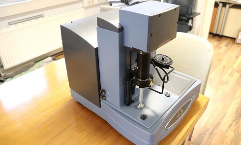 TA INSTRUMENTS TGA Q 500 Analyzer