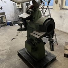 Bench grinder