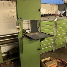 BAUER-MASCHINENBAU 260V Vertical band saw