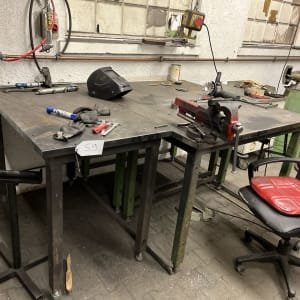 Welding table without contents