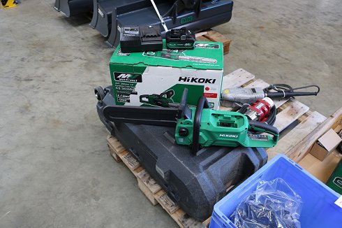 HIKOKI CS3635DB Cordless chainsaw