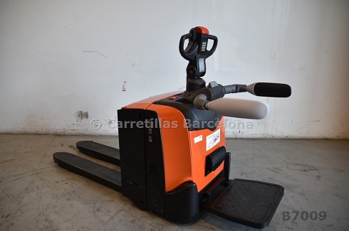 Transpaleta autopropulsada BT LPE200B