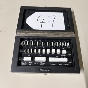 MAHR Ceramic gauge block box