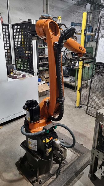 Robot Industrial KUKA KR 8 R1620