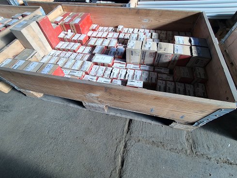 WÜRTH Lot of screws and fastening material