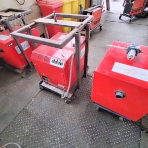 3 x mobile high-vacuum torch extraction units