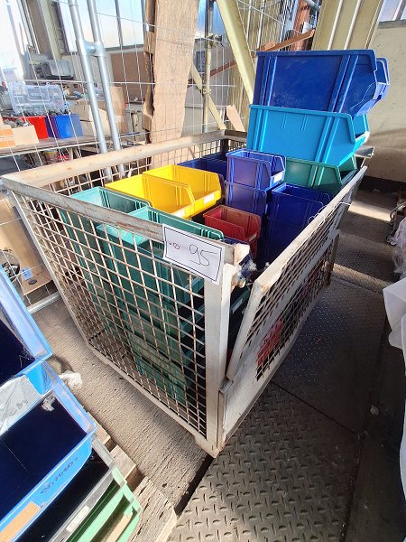 Lot of storage bins in mesh box