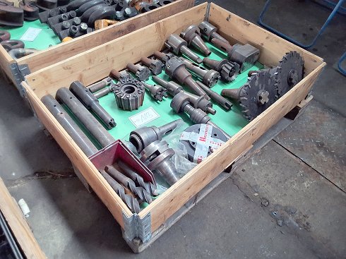 Item Machines Milling, drilling and cutting tools