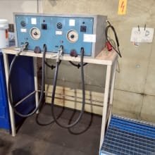 Oil cabinet with 2 electric pumps