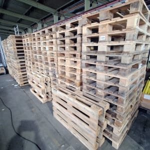 Lot of Euro pallets / as good as new