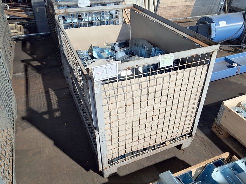 Mesh box with galvanized contents