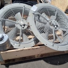 2 fans / ventilators