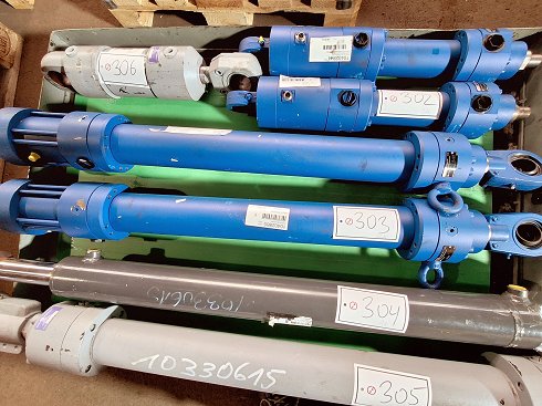 REXROTH 2 hydraulic cylinders CSH1MP5/80/56