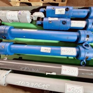 REXROTH 2 hydraulic cylinders CSH1MP5/80/56