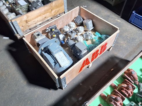 14 Hydraulic pumps