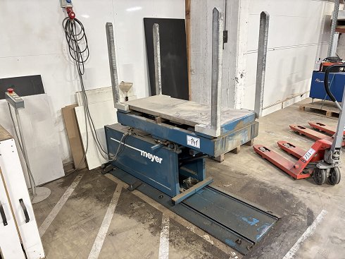 MEYER 1000 Hydraulic stack turner