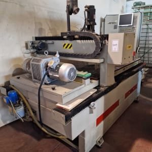 Centro de mecanizado CNC (madera) OFEC PF 250 B