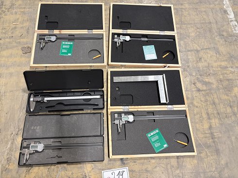 Lot measuring equipment