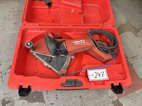 HILTI DCH 230 Concrete saw