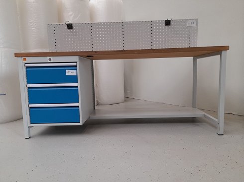 Workbench without vice