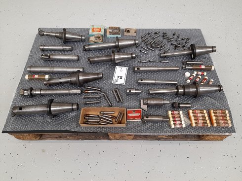 FRA, WERKO Tool holders, clamping sleeves, turning and scrubbing chisels