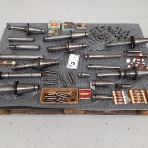 FRA, WERKO Tool holders, clamping sleeves, turning and scrubbing chisels