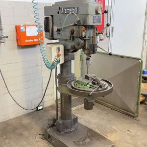 Taladro de columna ALZMETALL AB4