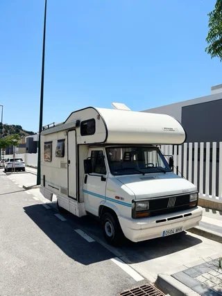 Lote 1 - Autocaravana Clásica - 0504MHK