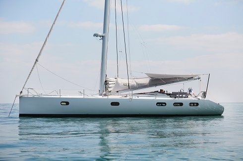 Catamaran à voile de 15,70 m de eslora