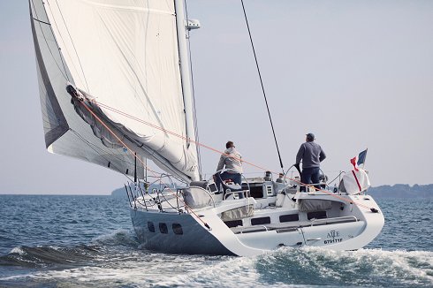 Catamaran à voile de 15,70 m de eslora