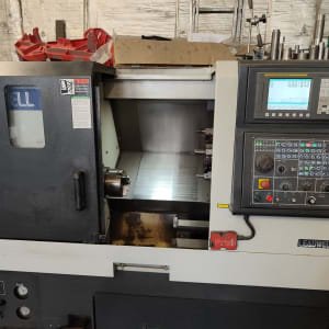 Torno CNC LEADWELL F1