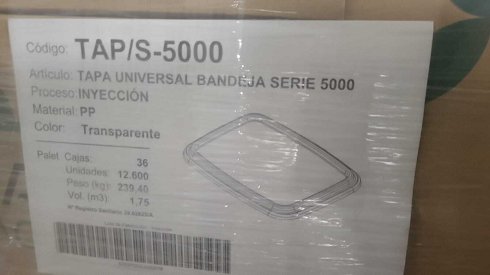 Bandejas de plástico alimentario con tapa 20 cm altura (21000 uds + 50400 tapas)