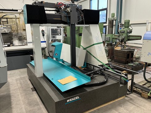 WENZEL LH 1010 3D coordinate measuring machine